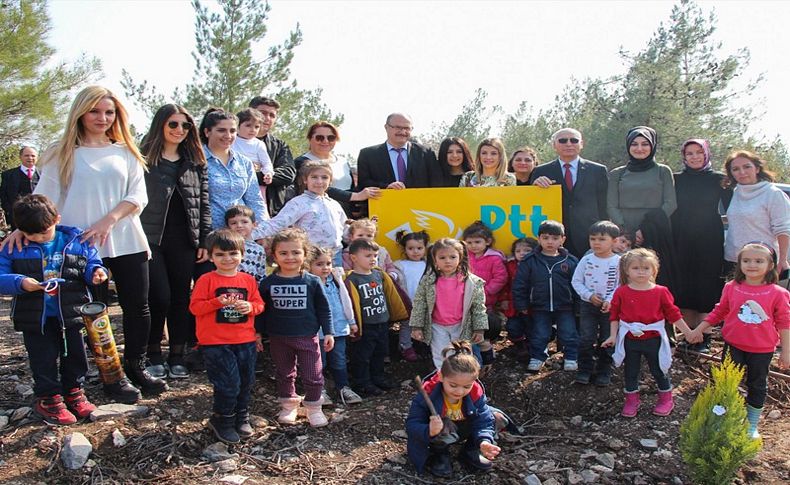 Bornova'da PTT Hatıra Ormanı oluşturuldu