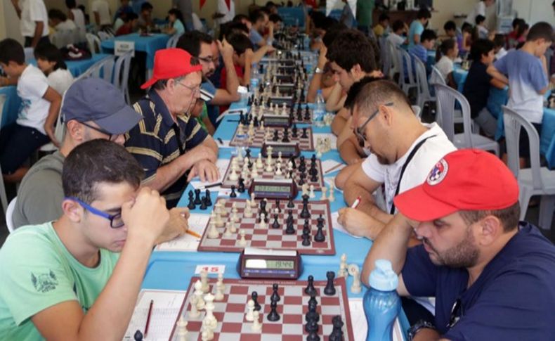 Bornova’da satranç heyecanı