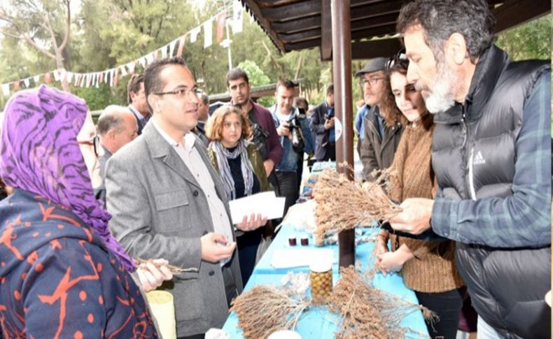 Bornova’da tohumlar el değiştirdi, geleceğimiz yeşerdi