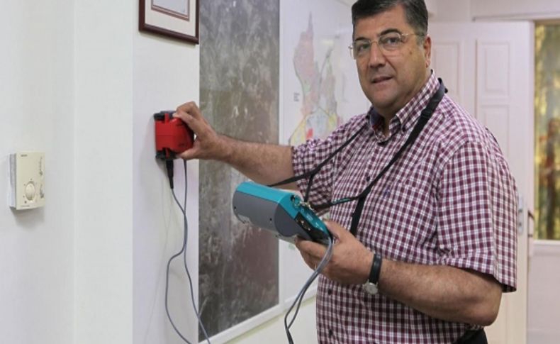 Bornova Belediyesi'nden öğrencilere deprem eğitimi