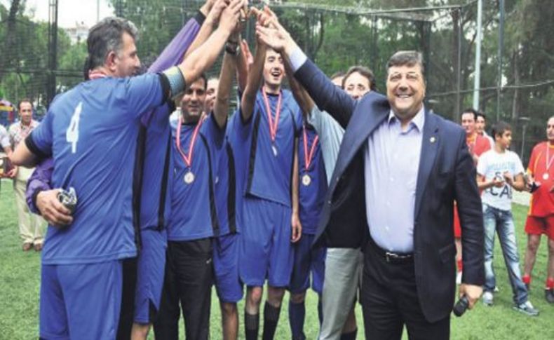 Bornova’da Harita Müdürlüğü şampiyon