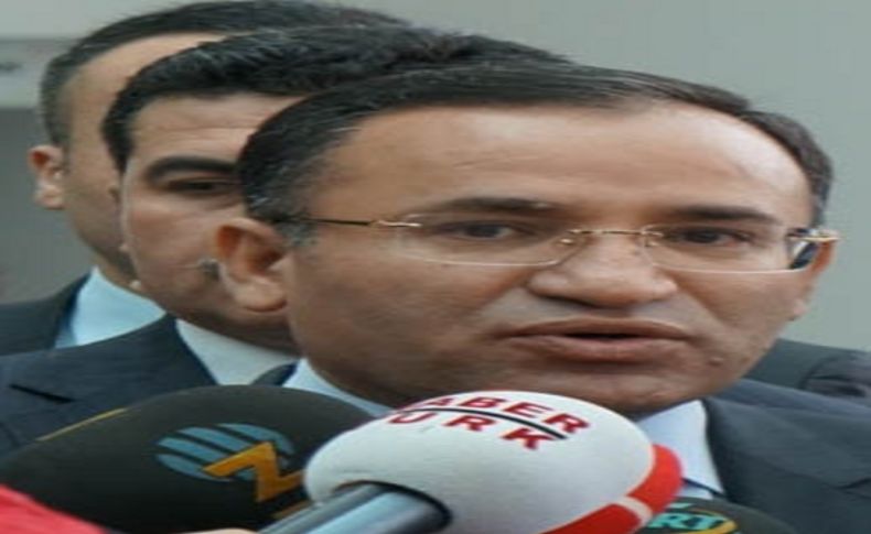 Bozdağ: Kimse fikir özgürlüğü ile küfür özgürlüğünü birbirine karıştırmamalı