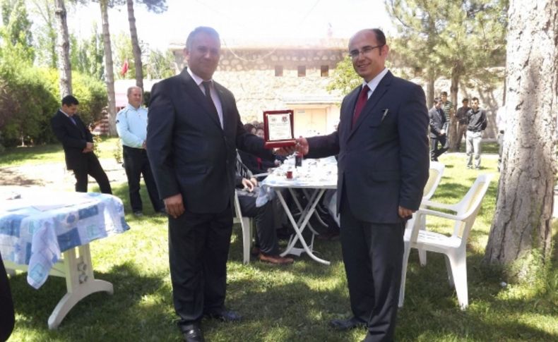 Bozğazlıyan Kapalı Cezaevi emektarına veda yemeği verildi