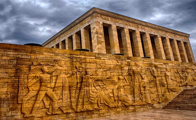 Buca 'Anıtkabir' sergisine ev sahipliği yapacak