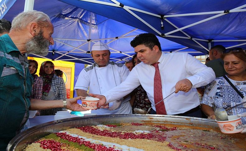 Buca’da aşure bereketi