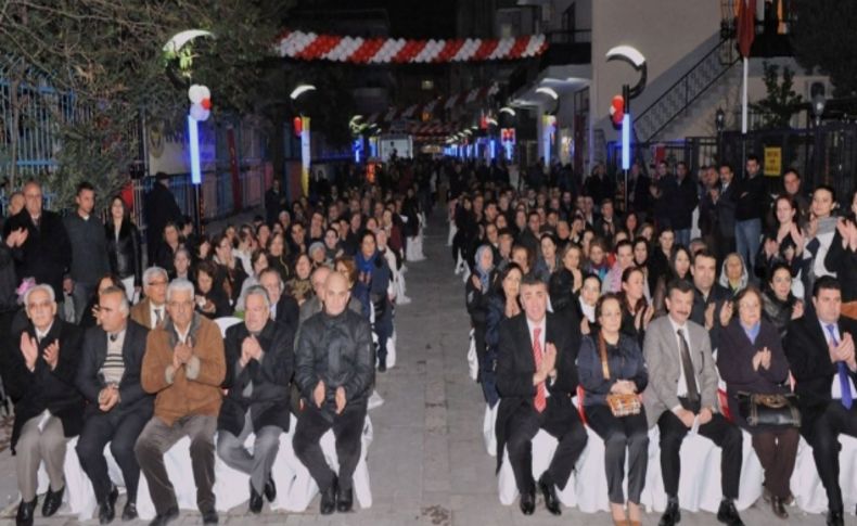 Buca’da ışıl ışıl sokaklar