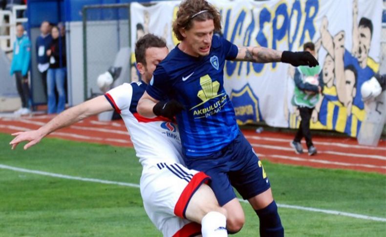 Bucaspor'da çifte şok