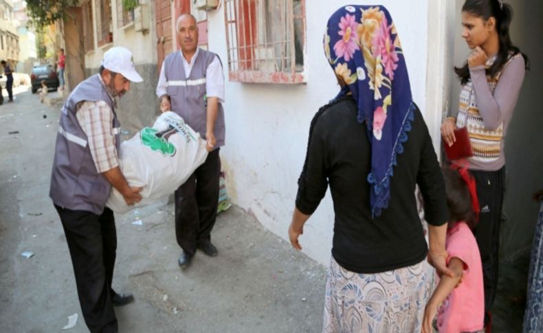 Budanan ağaçlar dar gelirli ailelere yakacak oluyor