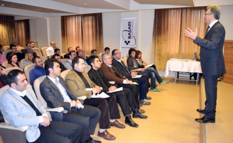 BUGİAD'dan satış ve ikna eğitimi