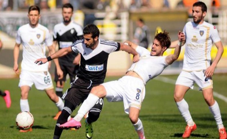 Bucaspor, iki ismi takımda tutmak istiyor