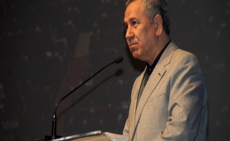 Bülent Arınç ‘Hıtamuhu Misk’ programına katıldı
