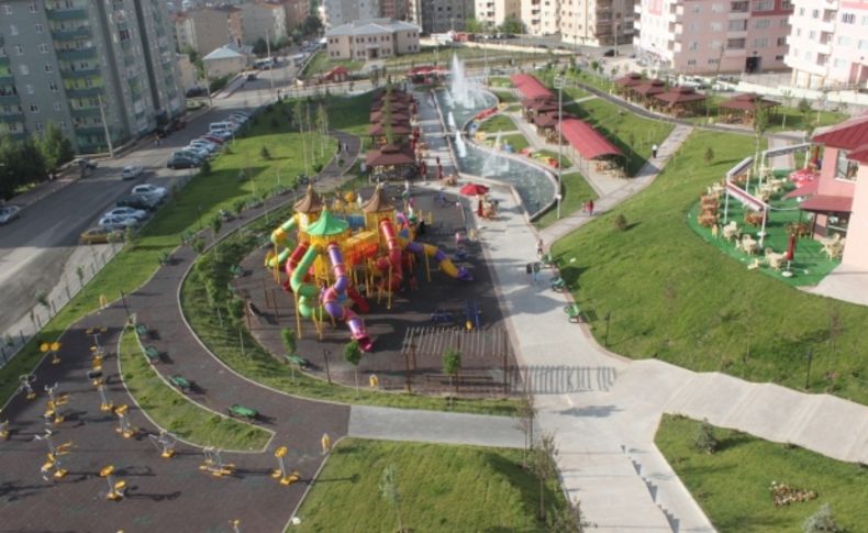 Bulutlar: Bir karış yeşil alan satmadık