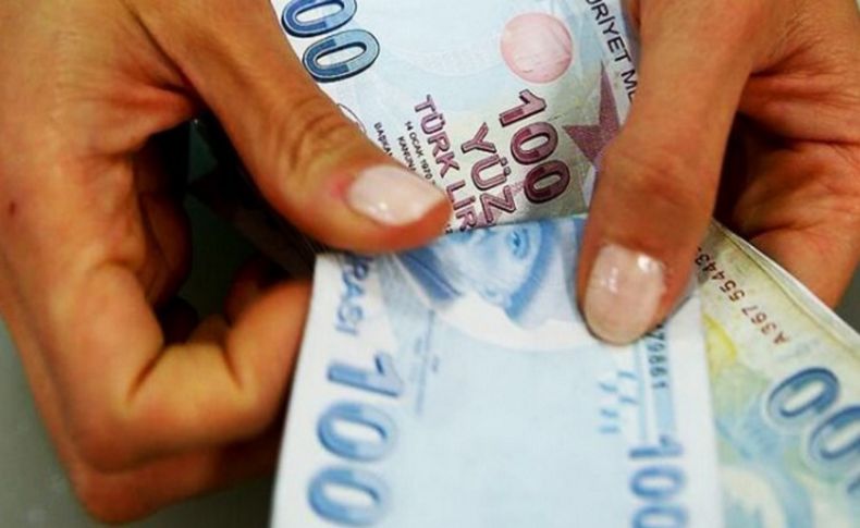 Burs ve kredi ödemeleri başladı