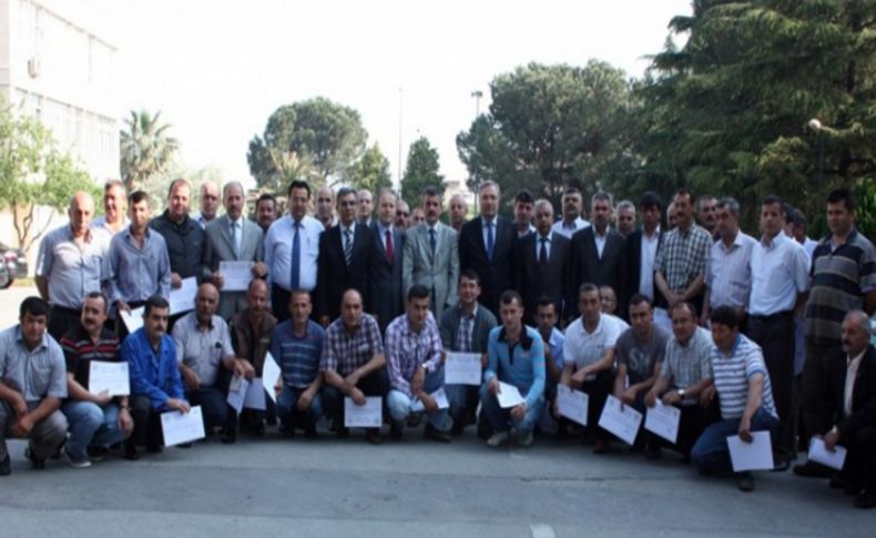 Bursa Özel İdare'den karla mücadele personeline teşekkür plaketi
