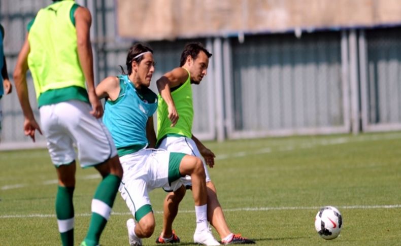 Bursaspor’un Galatasaray mesaisi devam ediyor