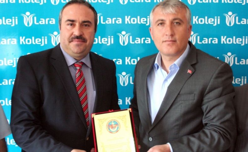'Bütün şehit ve gazi çocuklarını okutmaya hazırız'