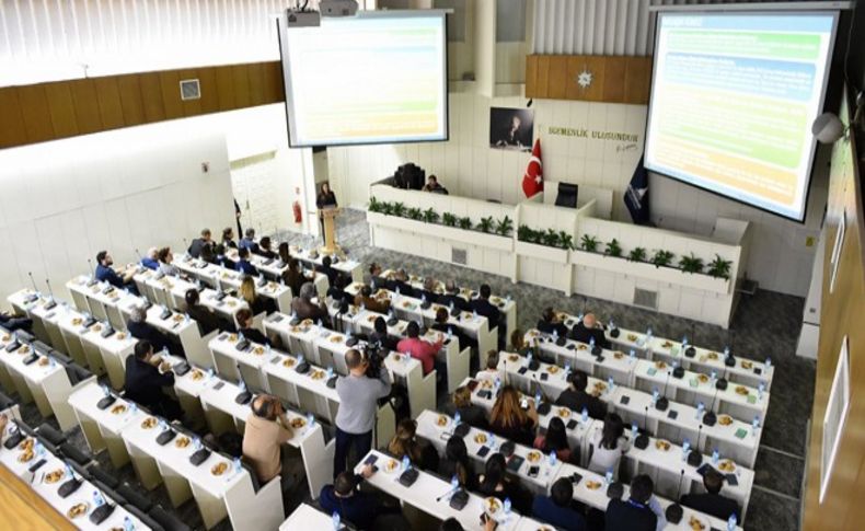 Büyükşehir İzmir'e yön verecek 2 yıllık çalışmayı tamamladı