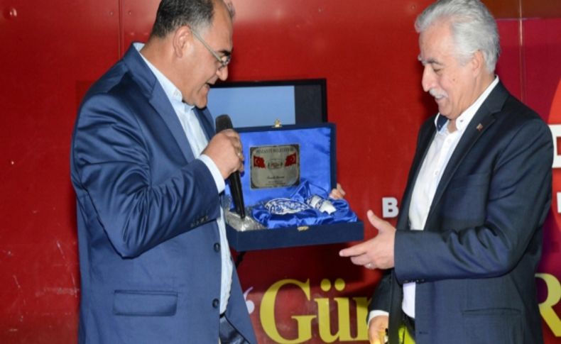 Büyükşehir Belediyesi Sanat TIR’ı Pozantı’daydı