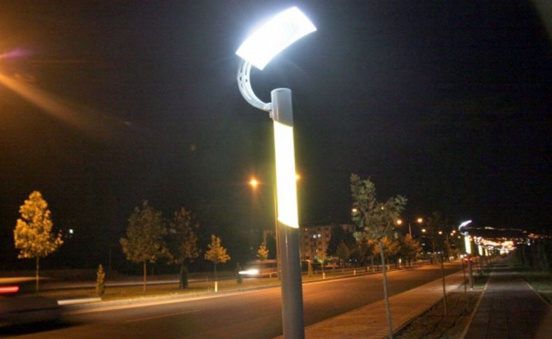 Caddeler dekoratif aydınlatma ile aydınlanacak