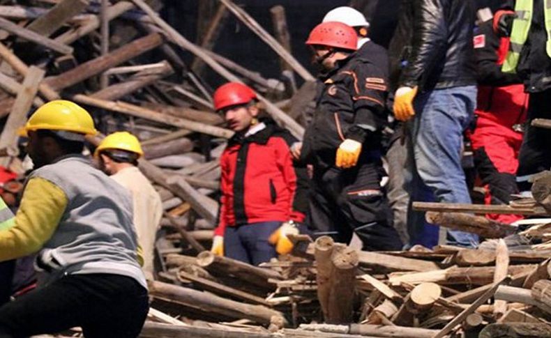 Göçük altında kalan mühendis için kurtarma çalışması