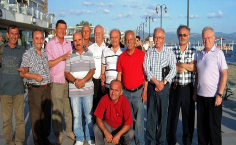 Çanakkale Sağlık Koleji mezunları, 43 yıl sonra Akçay'da buluştu