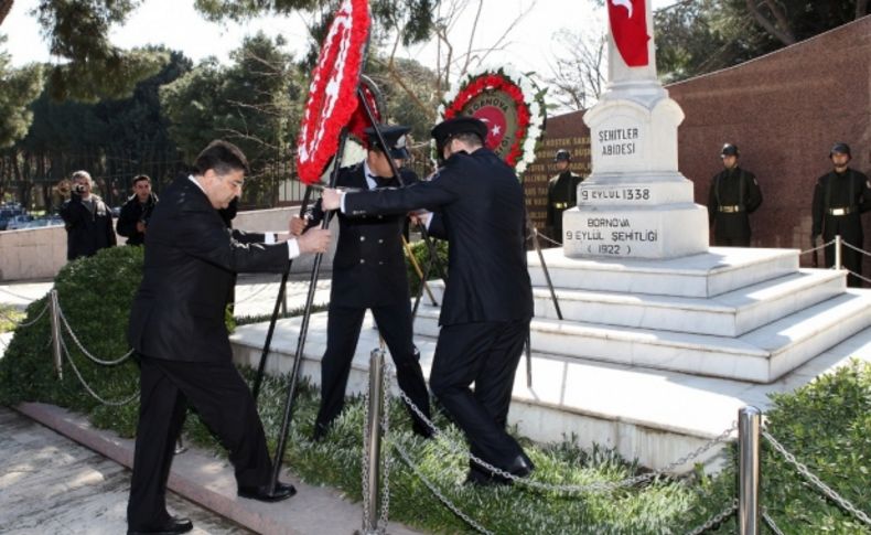 Çanakkale Şehitleri Bornova’da anıldı