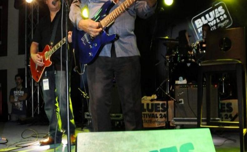 Çanakkale'de Blues Rüzgari Esti
