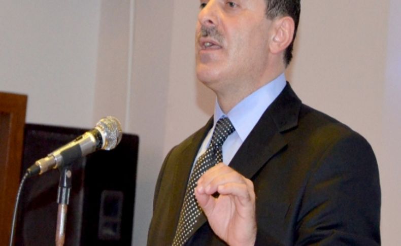 Çayeli'nde Kur'an'ın anlaşılmasının önündeki engeller anlatıldı