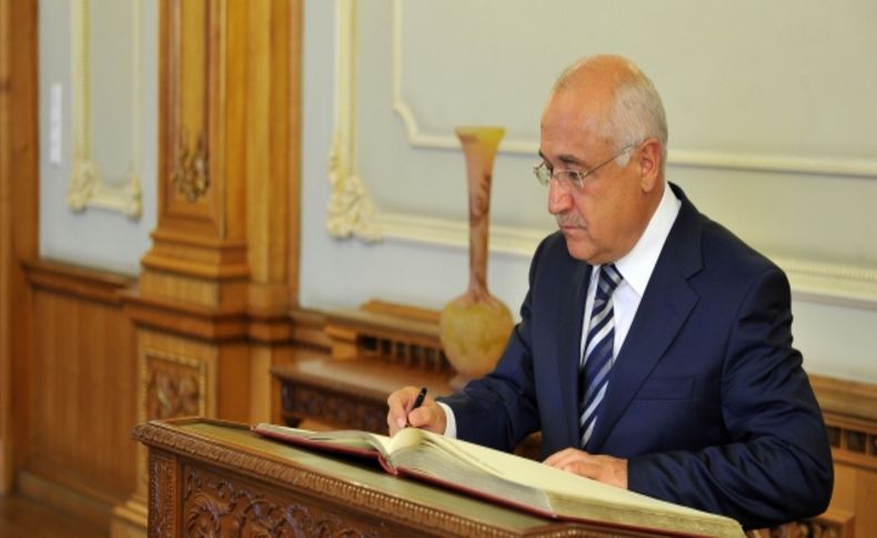 Cemil Çiçek, Romanya Senato Başkanı Crin Antonescu ile görüştü