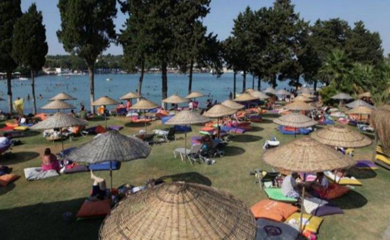 Çeşme ‘müzik düzenlemesi’ni tartışıyor