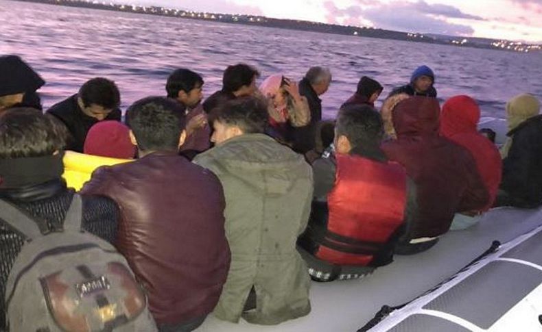 Çeşme açıklarında 111 kaçak göçmen yakalandı