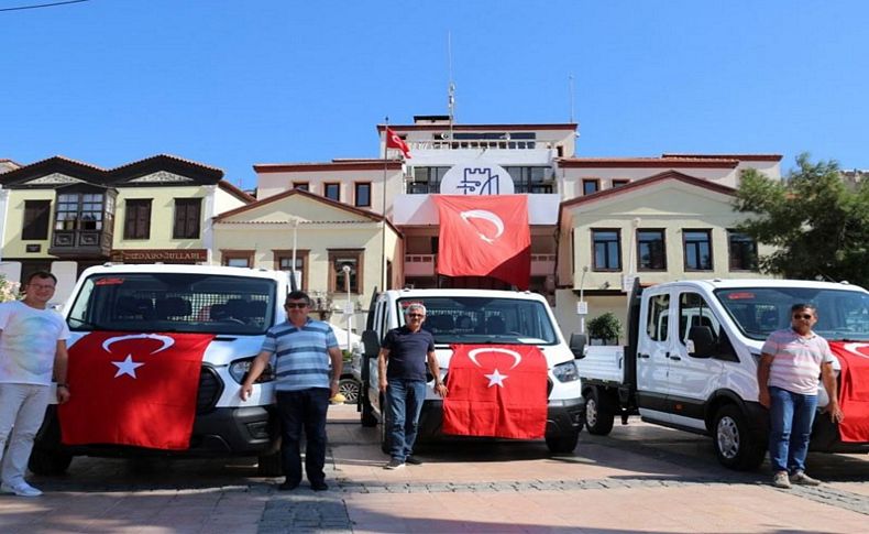 Çeşme Belediyesi'ne 3 yeni araç