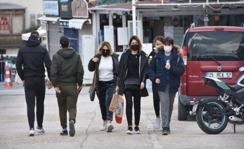 Çeşme'de nüfus 3 katına çıktı! İzmir'den destek ekipler istendi