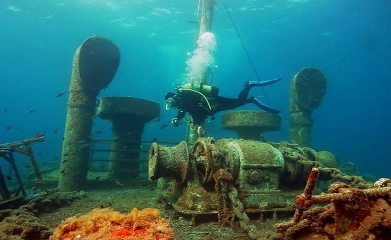 Çeşme'deki batığın faciaya yol açabileceği uyarısı yapıldı