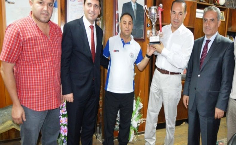 Ceyhan Belediyespor Güreş Takımı Birinci Lig'e yükseldi