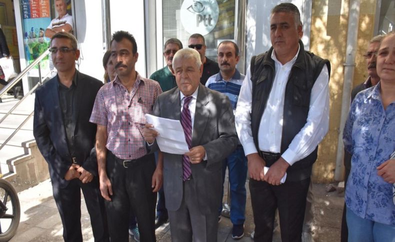 CHP'de istifa depremi