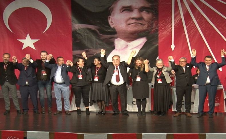 CHP Güzelbahçe’de şölen gibi kongre... Kim ne mesaj verdi'