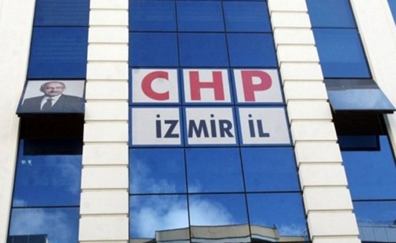 İzmir CHP'den veda yemeği