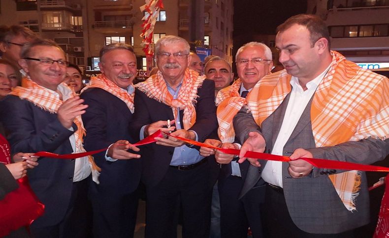 CHP Karabağlar Üçkuyular Seçim Ofisi açıldı