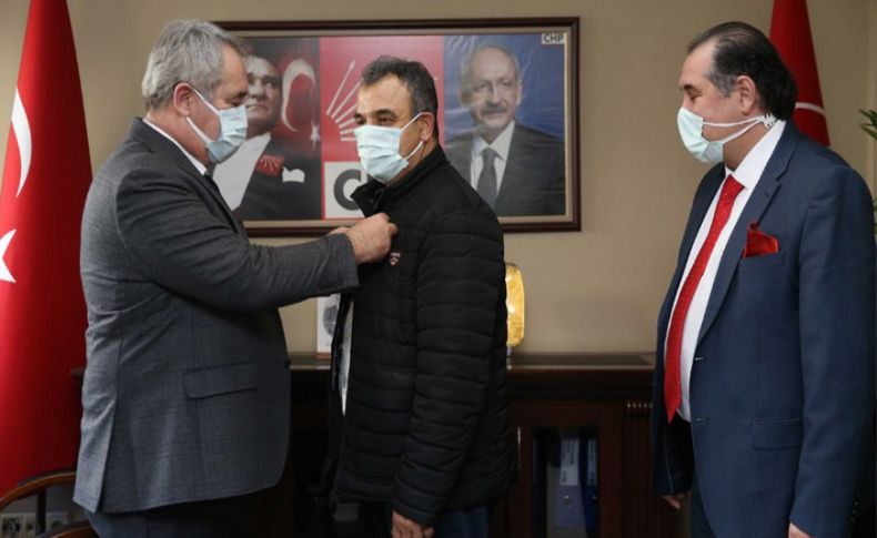 CHP Karşıyaka’dan iki önemli üye kaydı