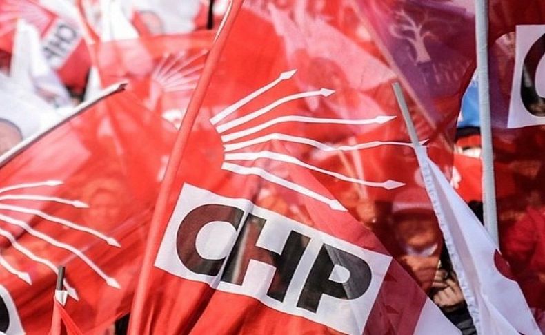 CHP'de peş peş istifalar