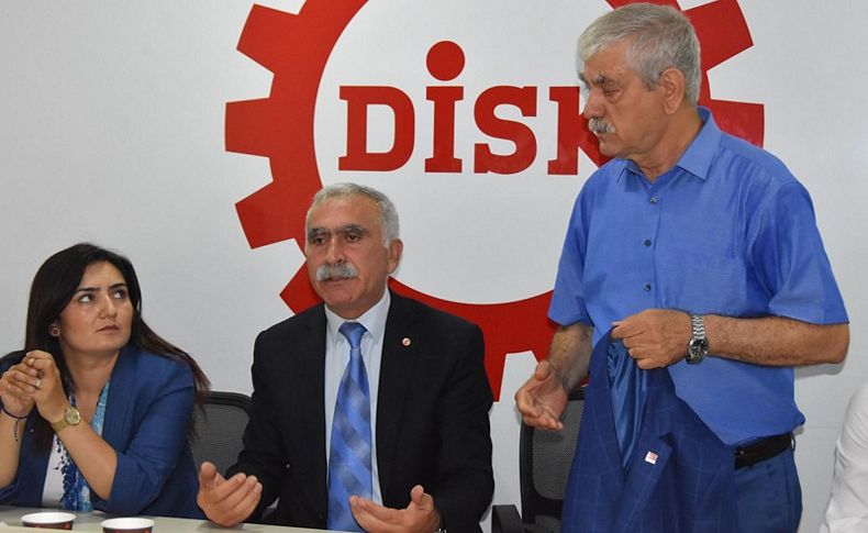 CHP'li adayların DİSK ziyaretinde gerginlik