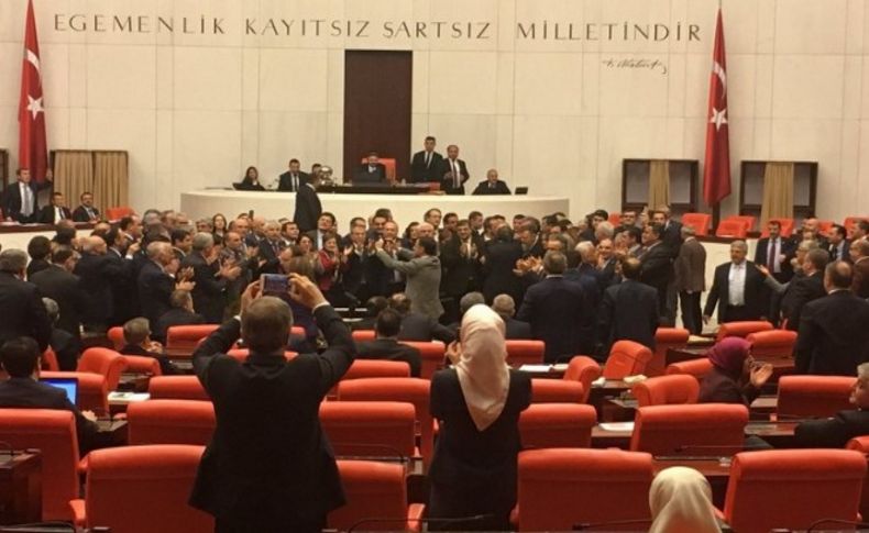 CHP'li vekiller oylamaya katılmadı