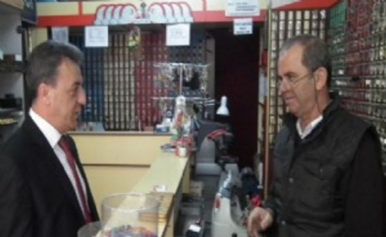 CHP Bayrağını gönderden indirtmeyeceğiz