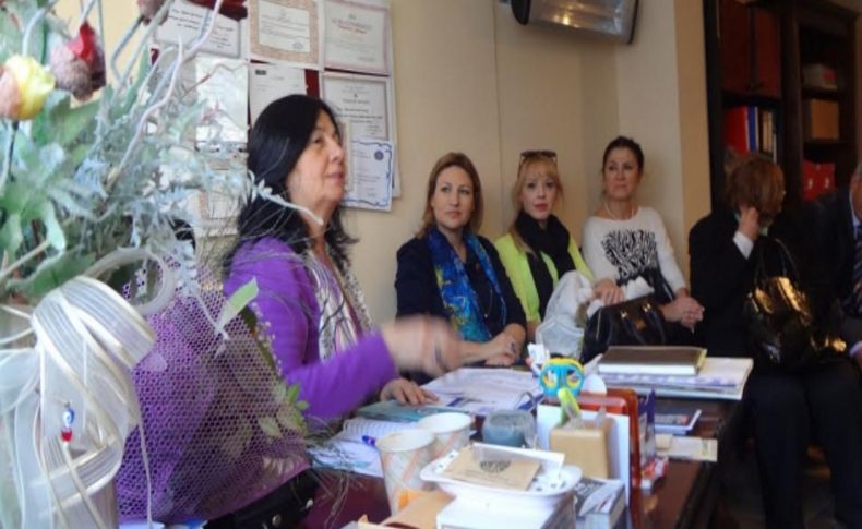 Chp'li Günsel Sağlam'a Eğitimcilerden açık destek