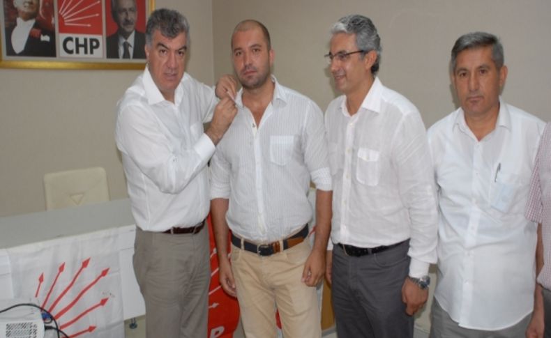 CHP'ye akın devam ediyor