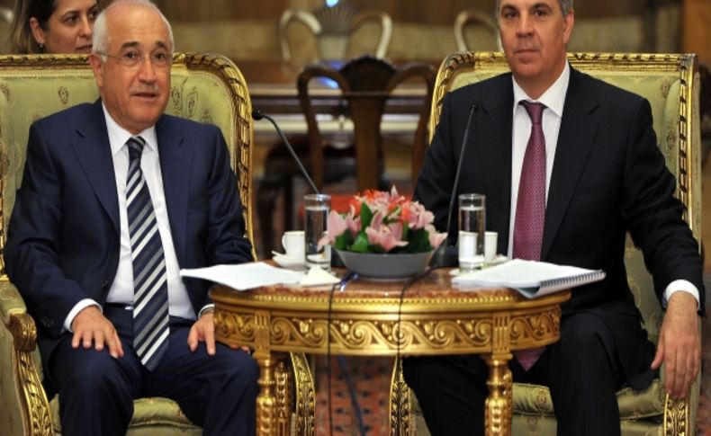Çiçek: Meşru tepkilere evet, şiddete hayır