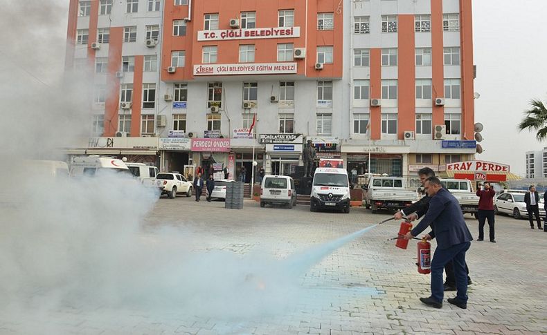 Çiğli Belediyesi'nde yangın tatbikatı