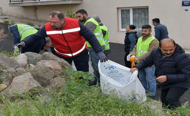 Çiğli’de pazartesi temizliklerine devam