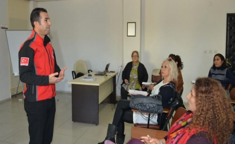 Çiğli’de afet gönüllüsü eğitimleri başladı